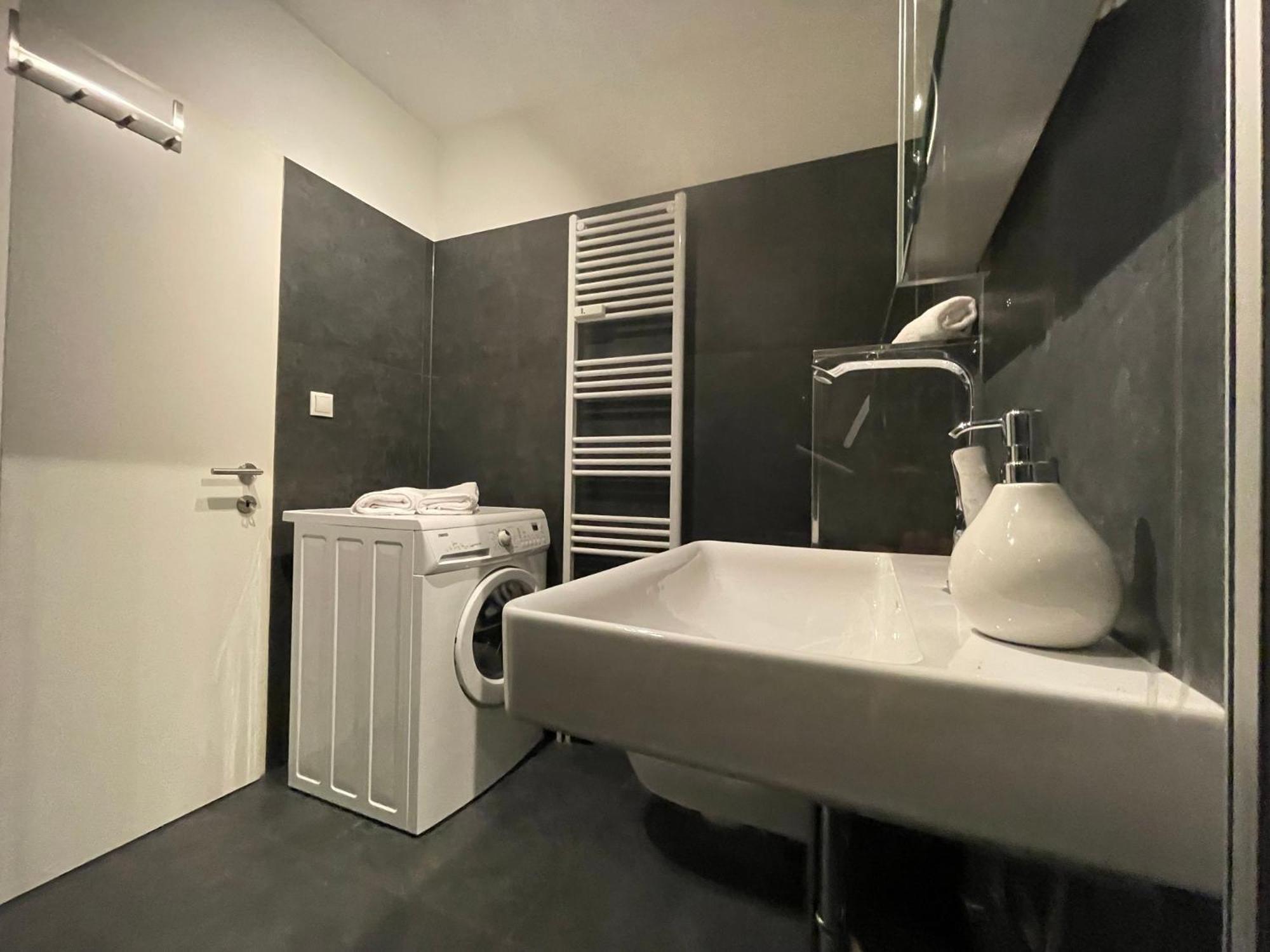 Stylische Wohnung mitten in der Stadt Bregenz Exterior foto